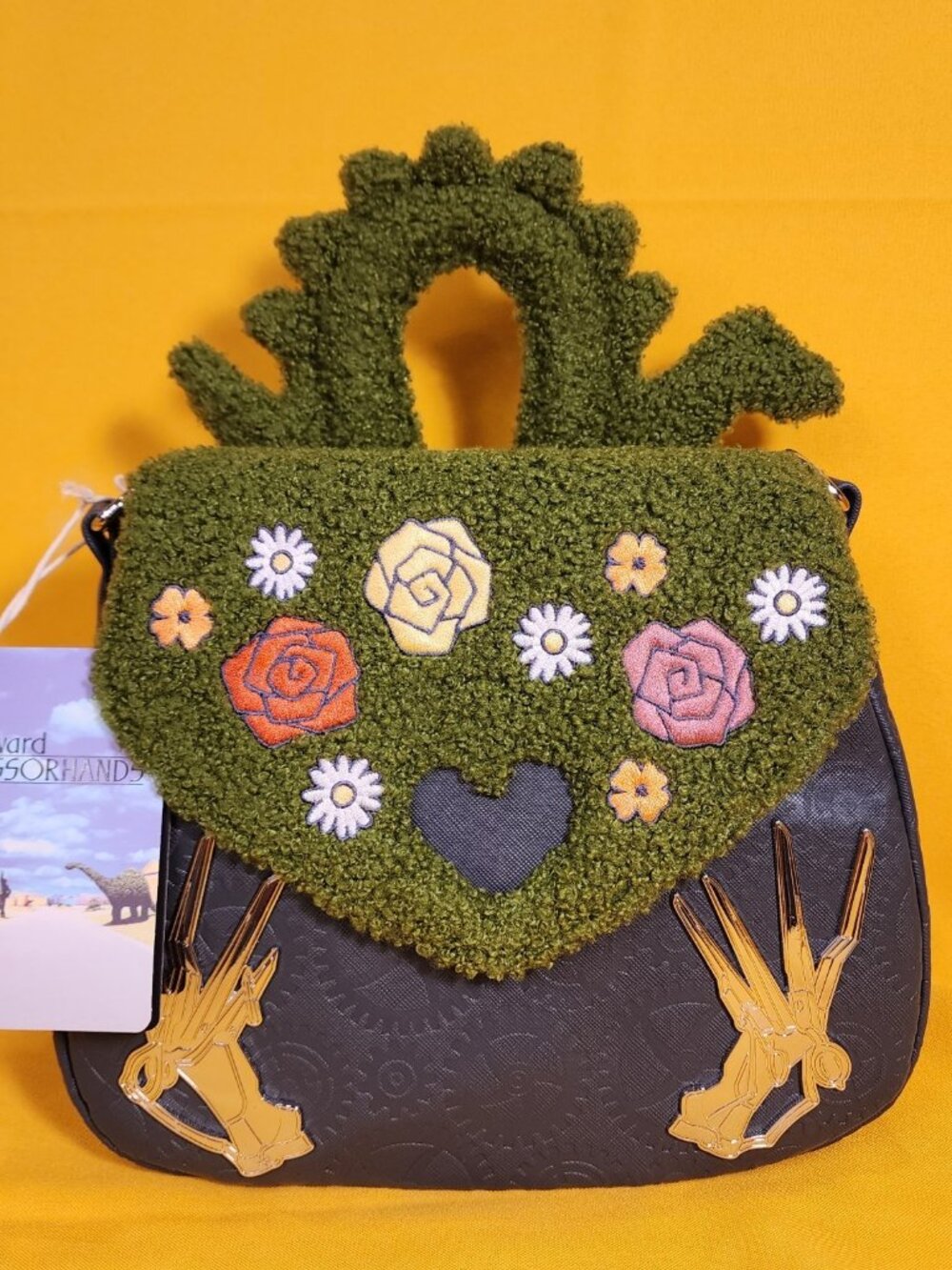 Loungefly Edward Scissorhands Sherpa Topiary Floral Horror Movie Crossbody Bag - Picture 1 of 12